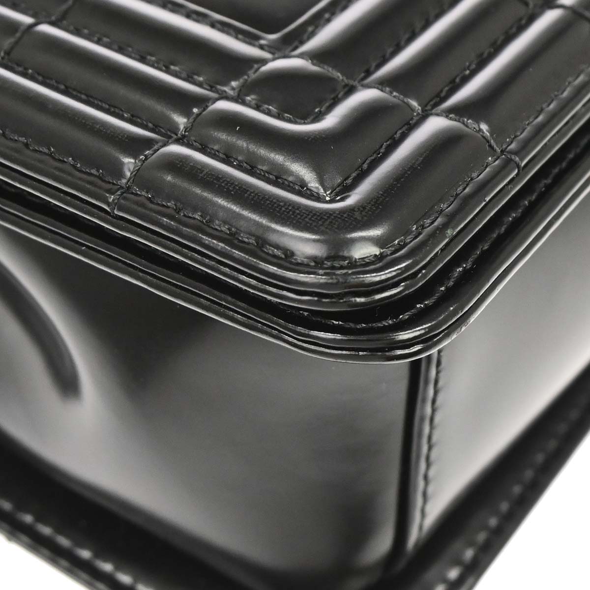 Boy Chanel Black Patent leather Medium Chain Shoulder Bag