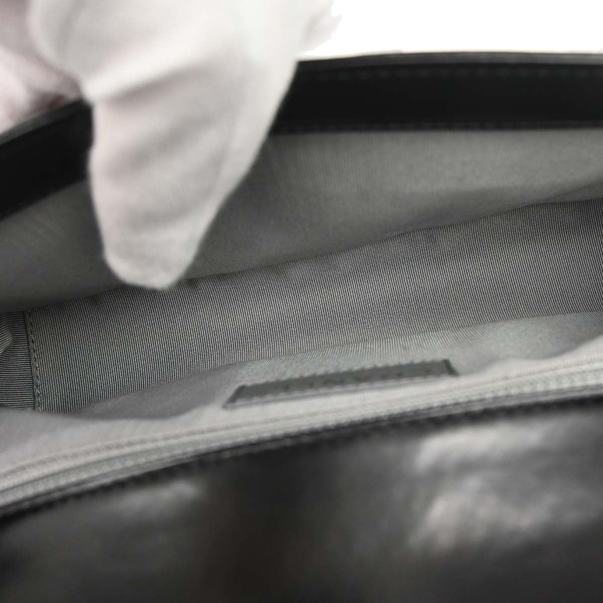 Boy Chanel Black Patent leather Medium Chain Shoulder Bag