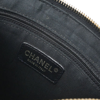 Chanel 2003-2004 Black Caviar Skin Shoulder Bag
