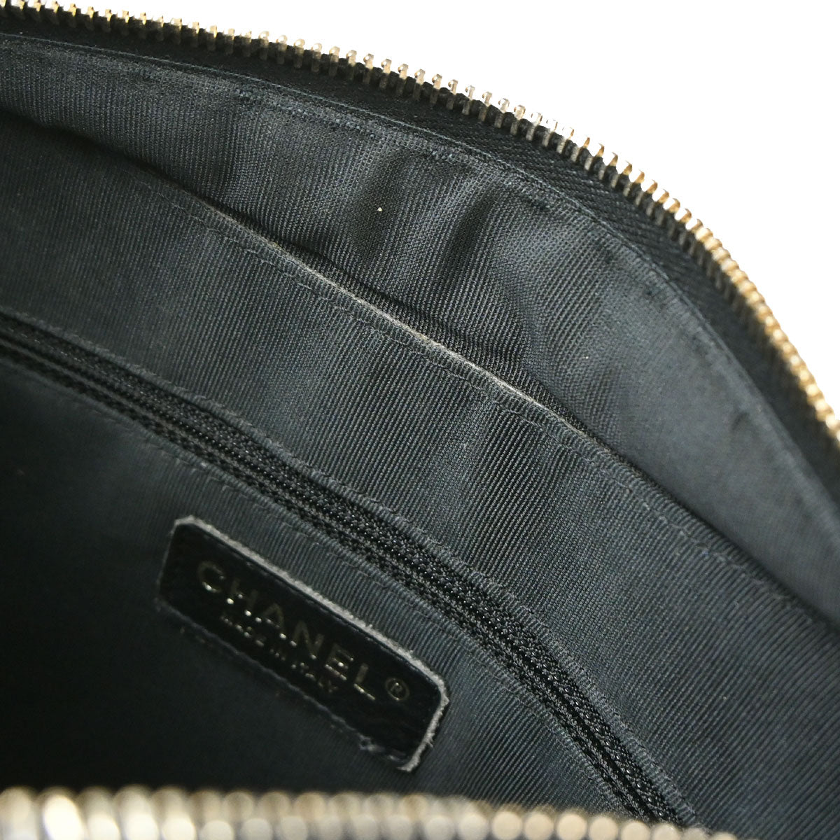 Chanel 2003-2004 Black Caviar Skin Hobo Handbag