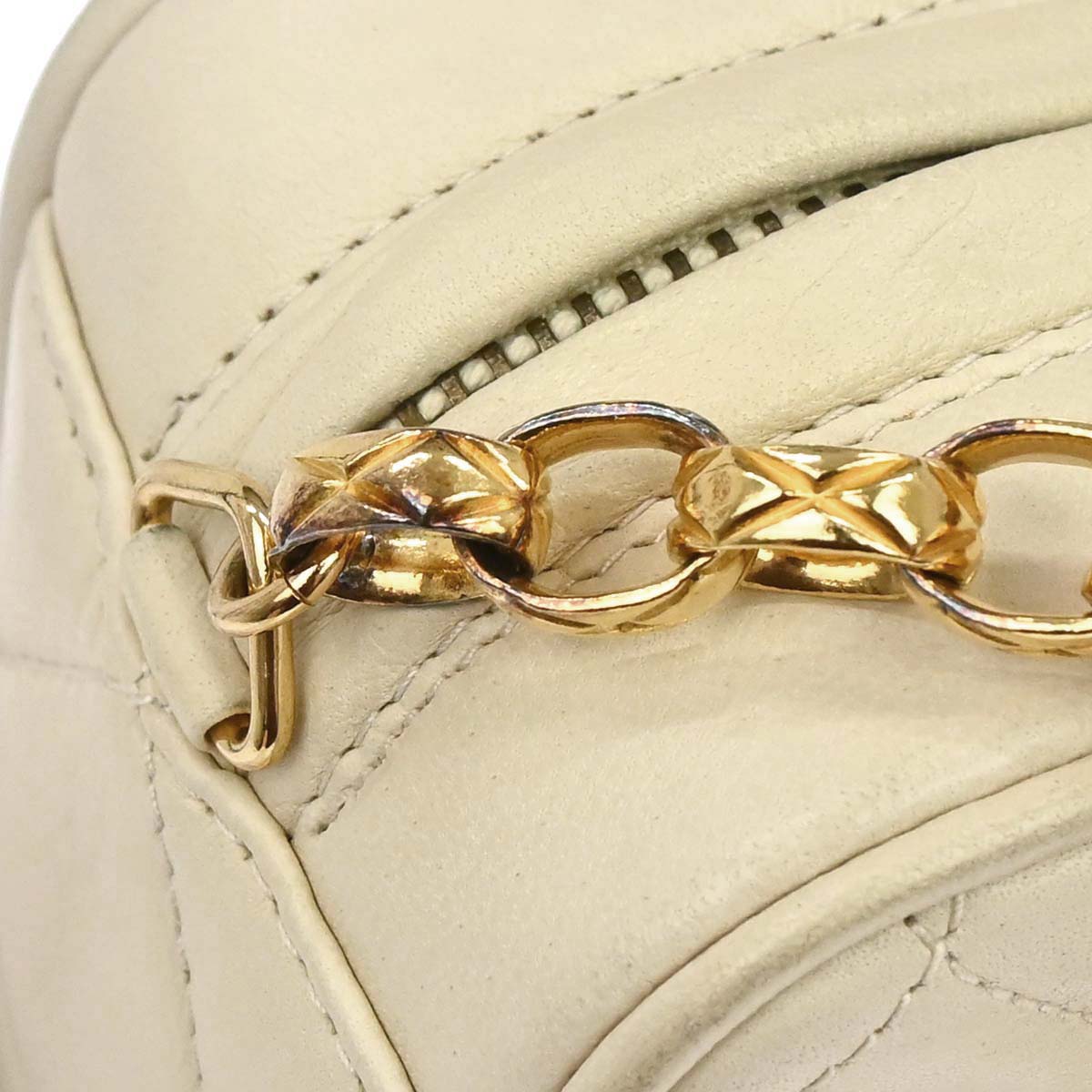 Chanel 1989-1991 Ivory Lambskin Camera Bag Mini