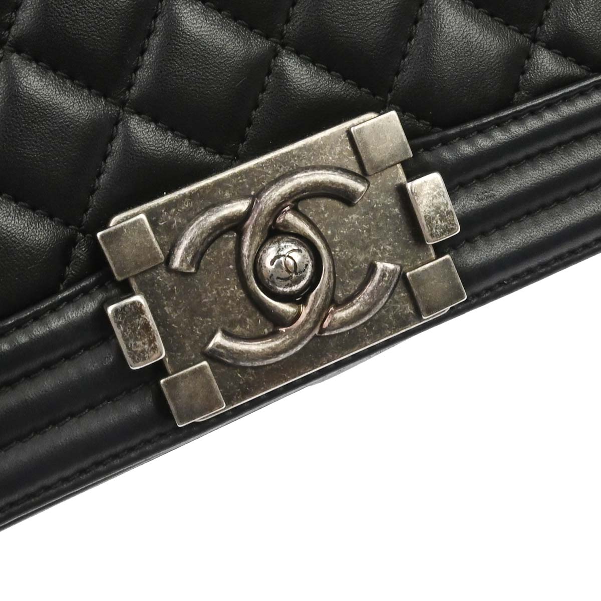 Boy Chanel 2017 Black Lambskin Medium Shoulder Bag