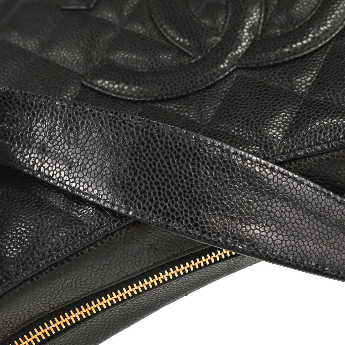 Chanel 2003-2004 Black Caviar Skin Hobo Handbag