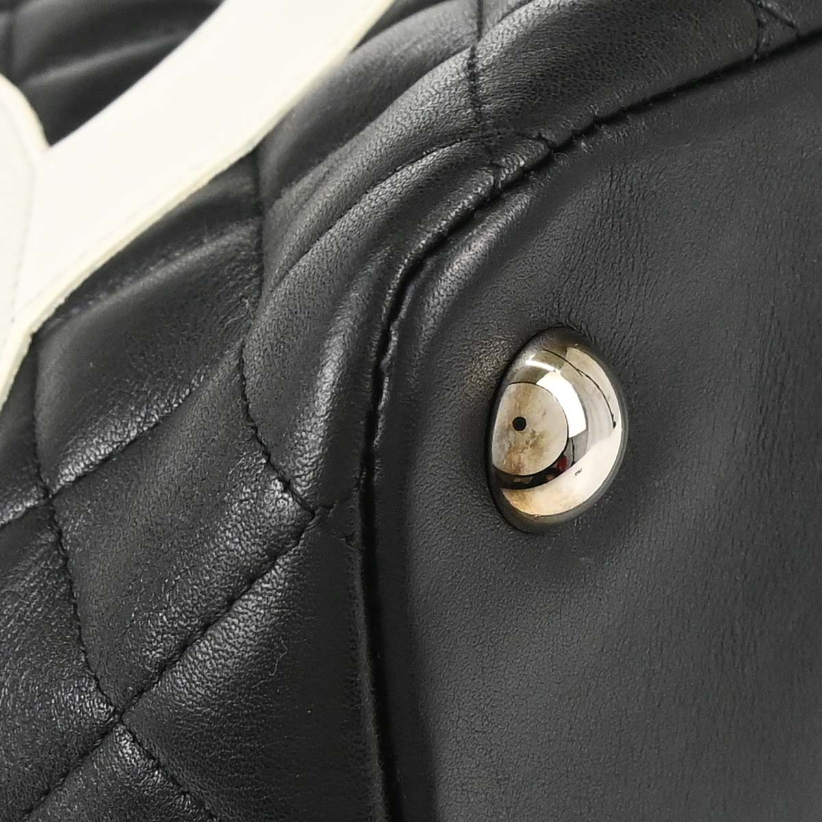 Chanel 2005-2006 Black Calfskin Cambon Ligne Tote Handbag