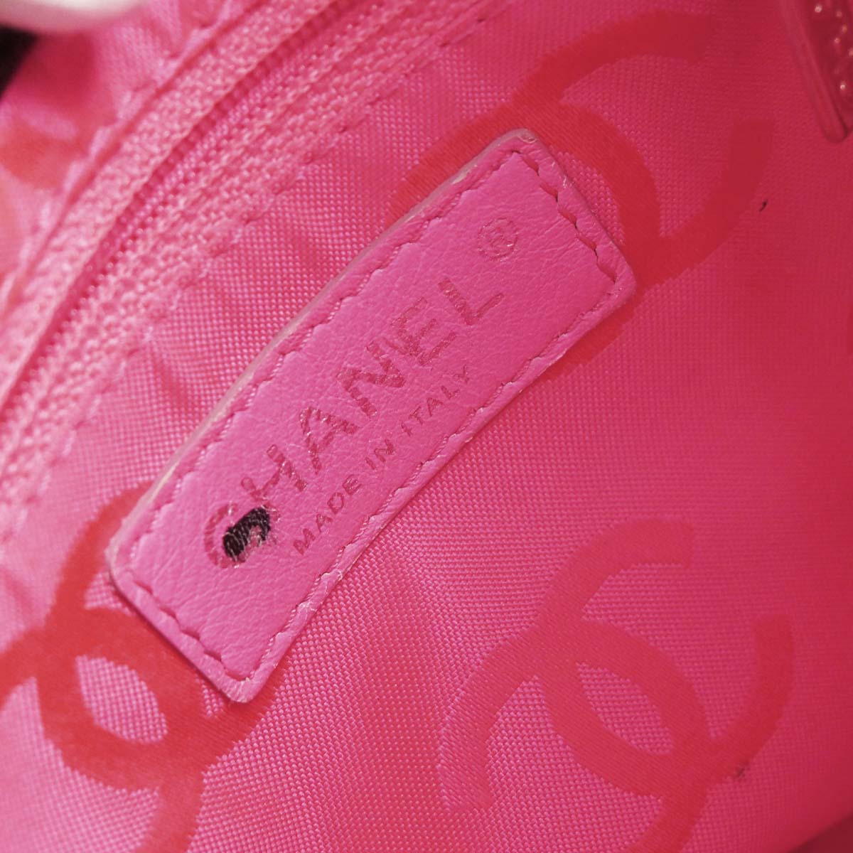 Chanel 2004-2005 Black Calfskin Cambon Ligne Tote Handbag