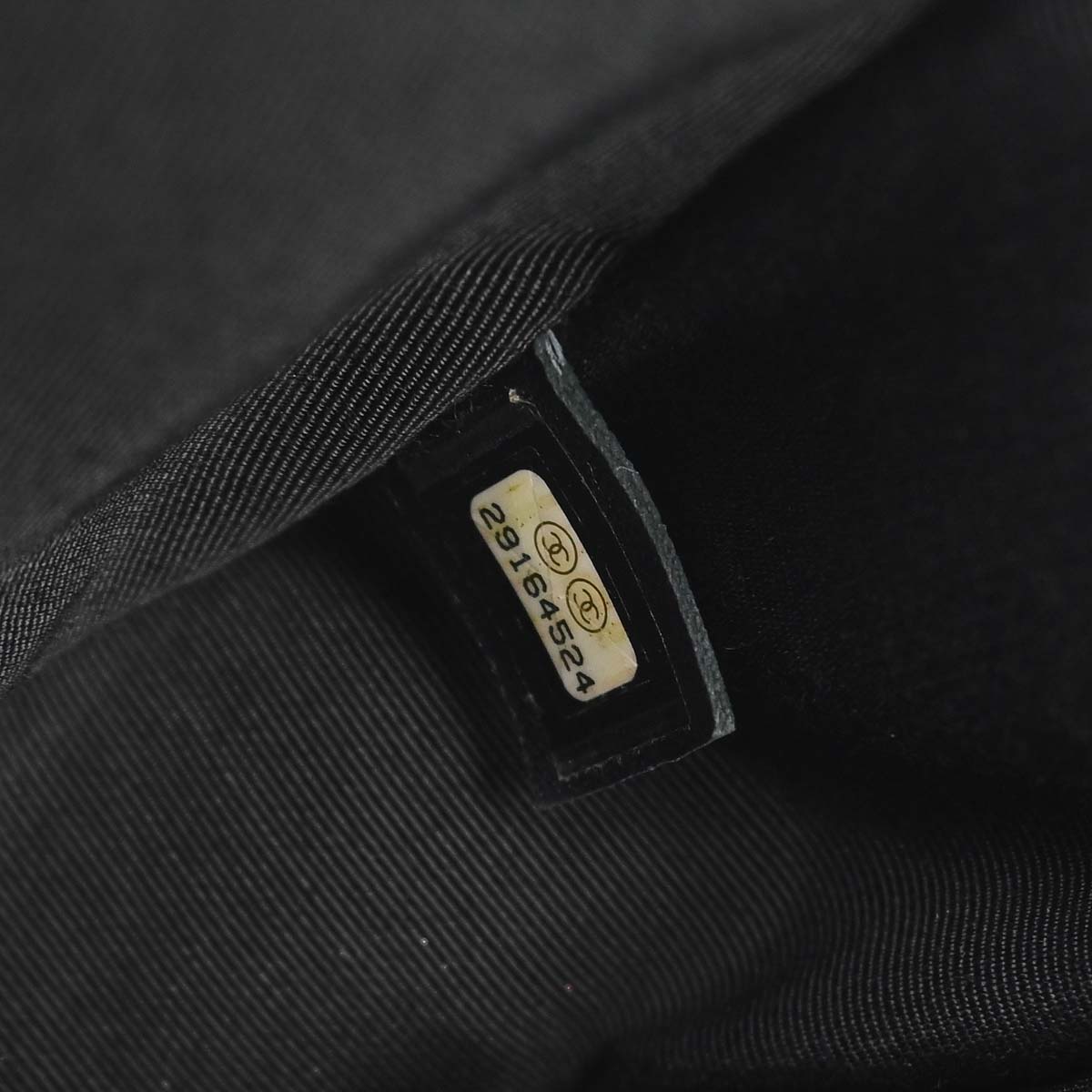Boy Chanel 2019 Black Caviar Skin Medium Shoulder Bag