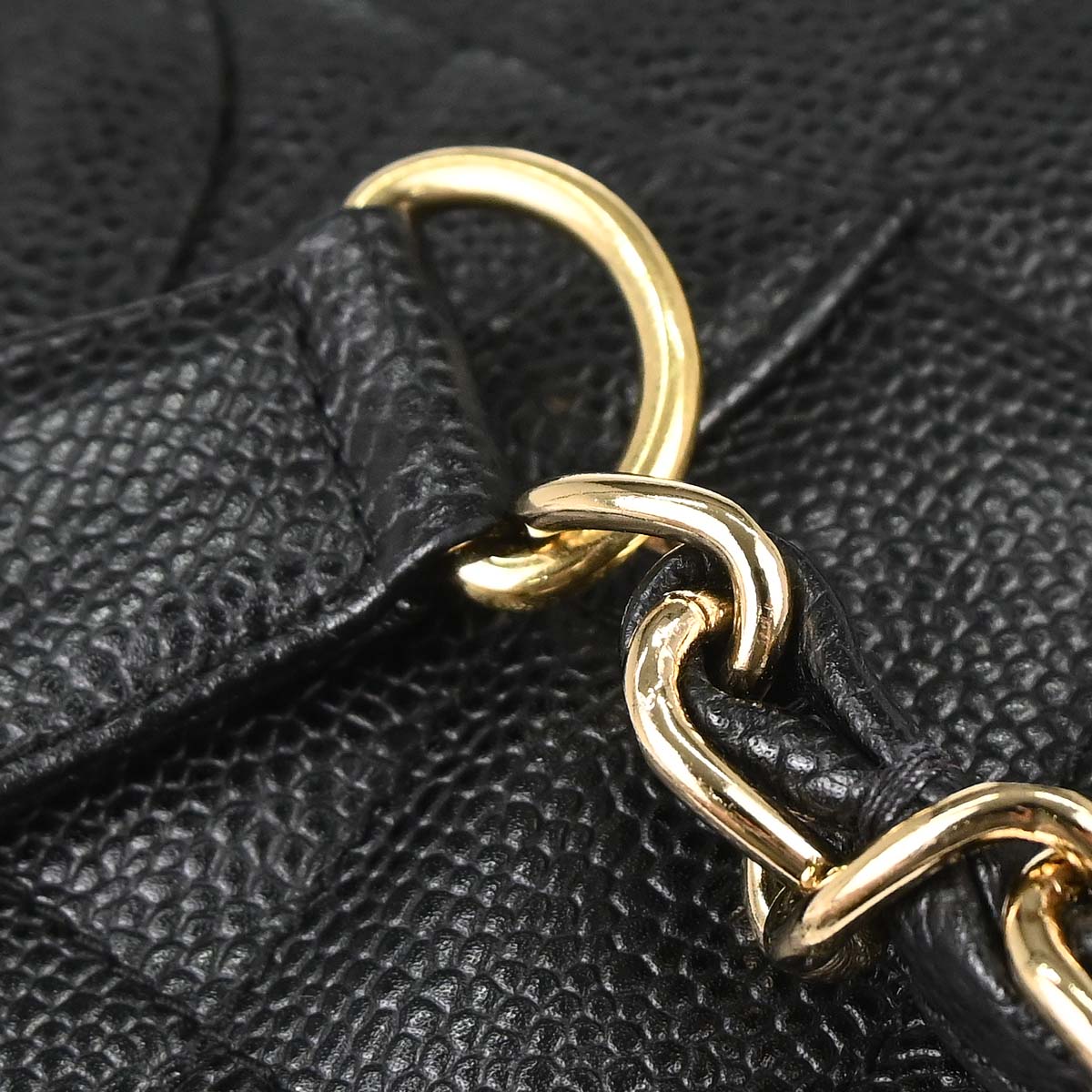 Chanel 2002-2003 Black Caviar Skin Hobo Handbag