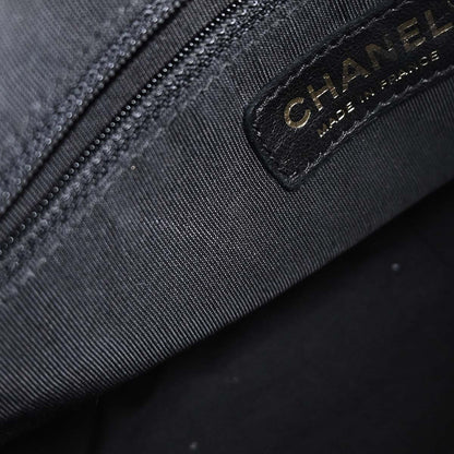 Chanel 2002-2003 Black Caviar Skin Hobo Handbag