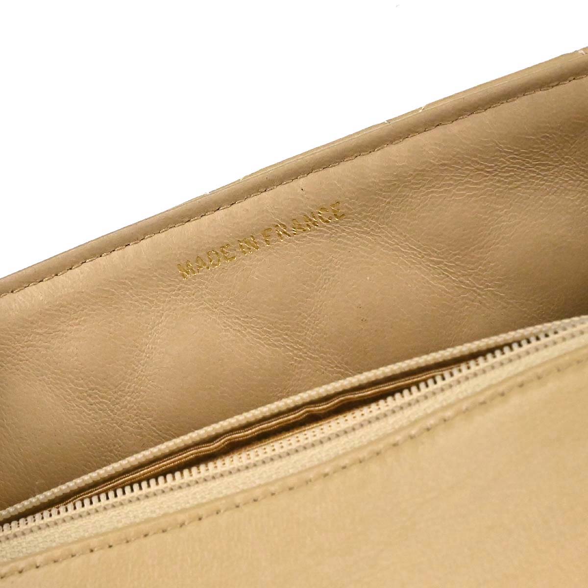 Chanel 1989-1991 Beige Lambskin Classic Square Flap Shoulder Bag 20