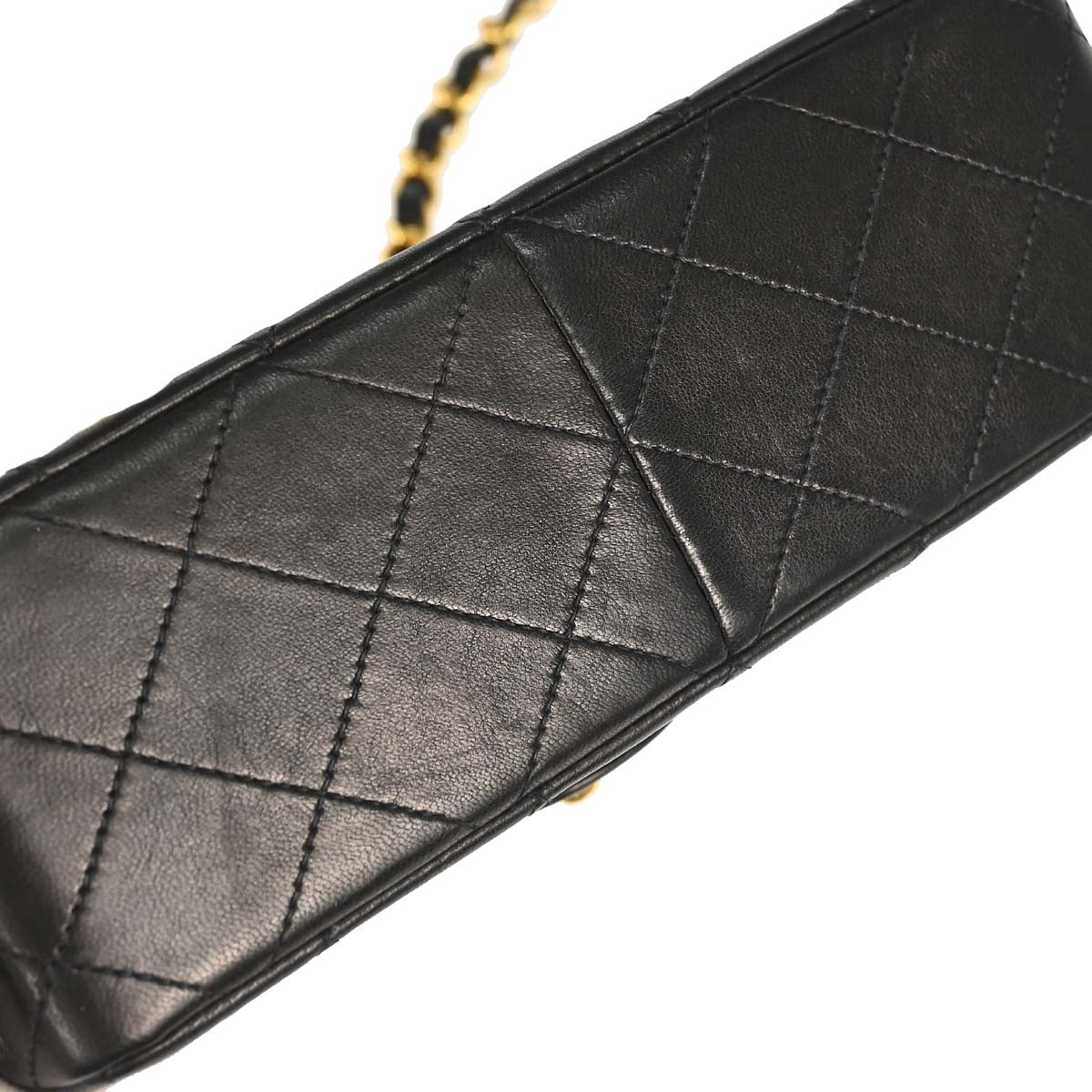 Chanel 1991-1994 Black Lambskin Classic Square Flap Shoulder Bag 20