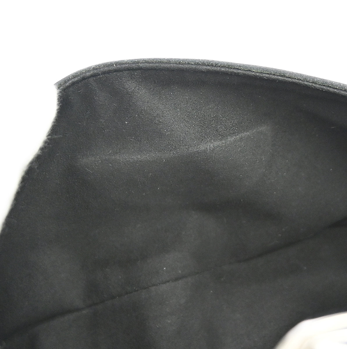 Louis Vuitton 2008 Black Epi Pochette Montaigne Handbag M59292