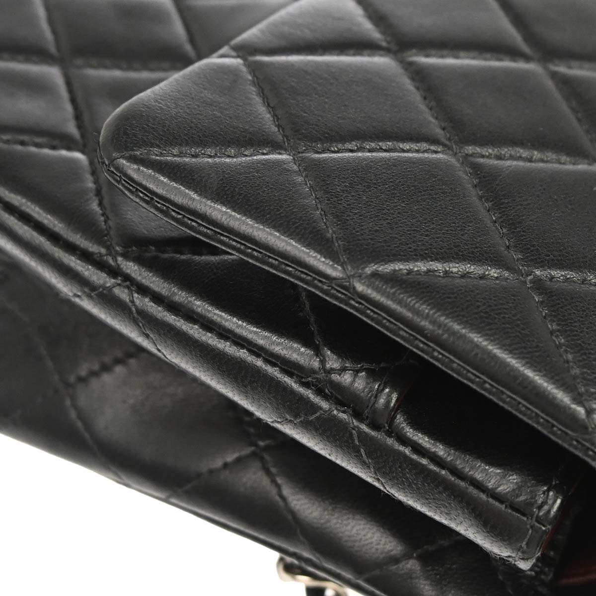 Chanel 2000-2002 Black Lambskin Medium Classic Double Flap Shoulder Bag