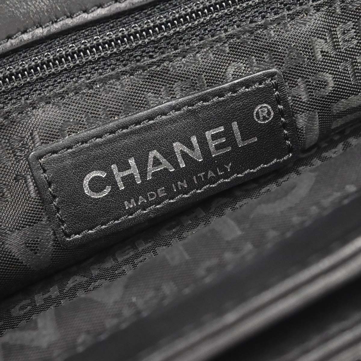 Chanel 2005-2006 Black Lambskin Choco Bar Camellia No.5 CC Clover Handbag