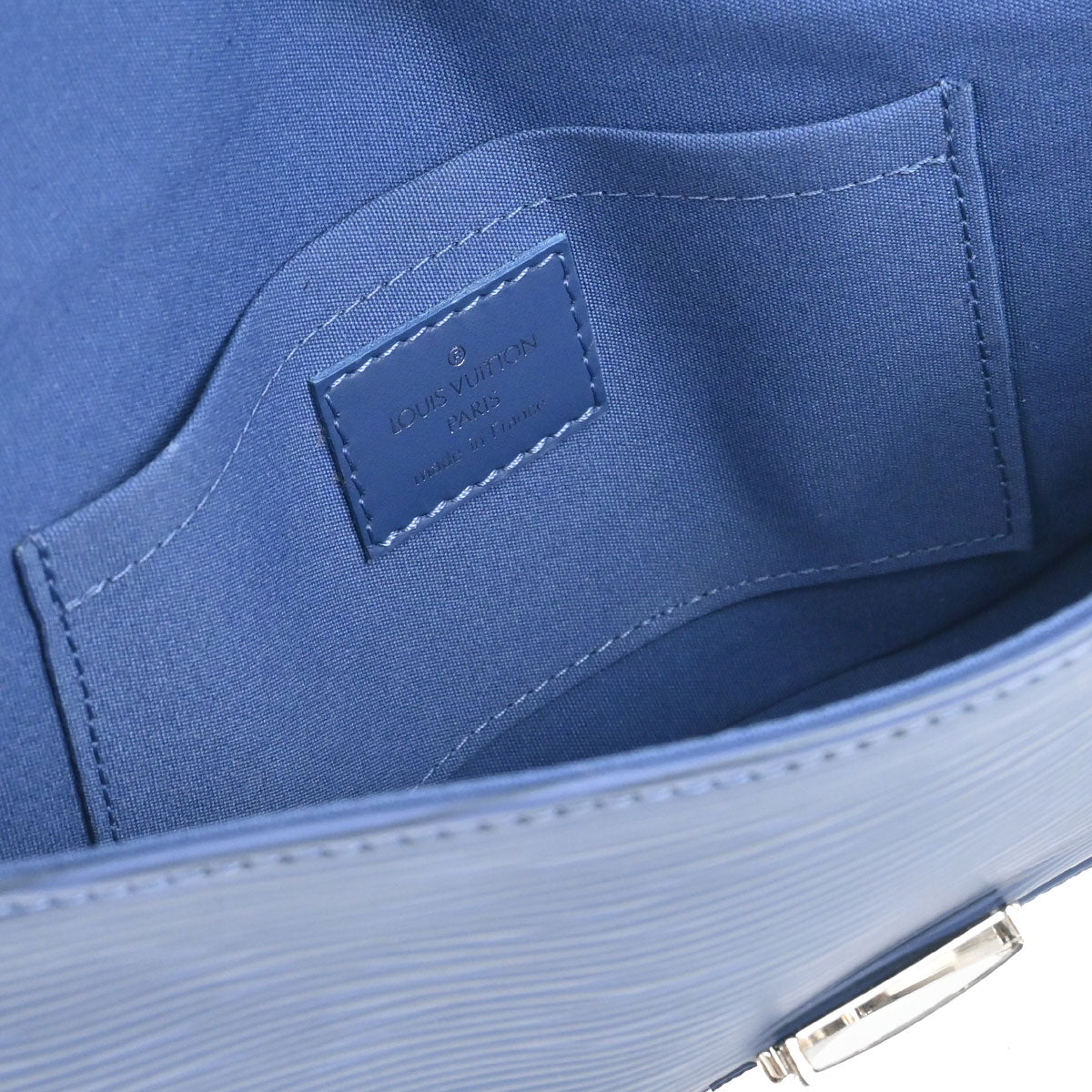 Louis Vuitton 2005 Blue Epi Pochette Segur Handbag M5888G