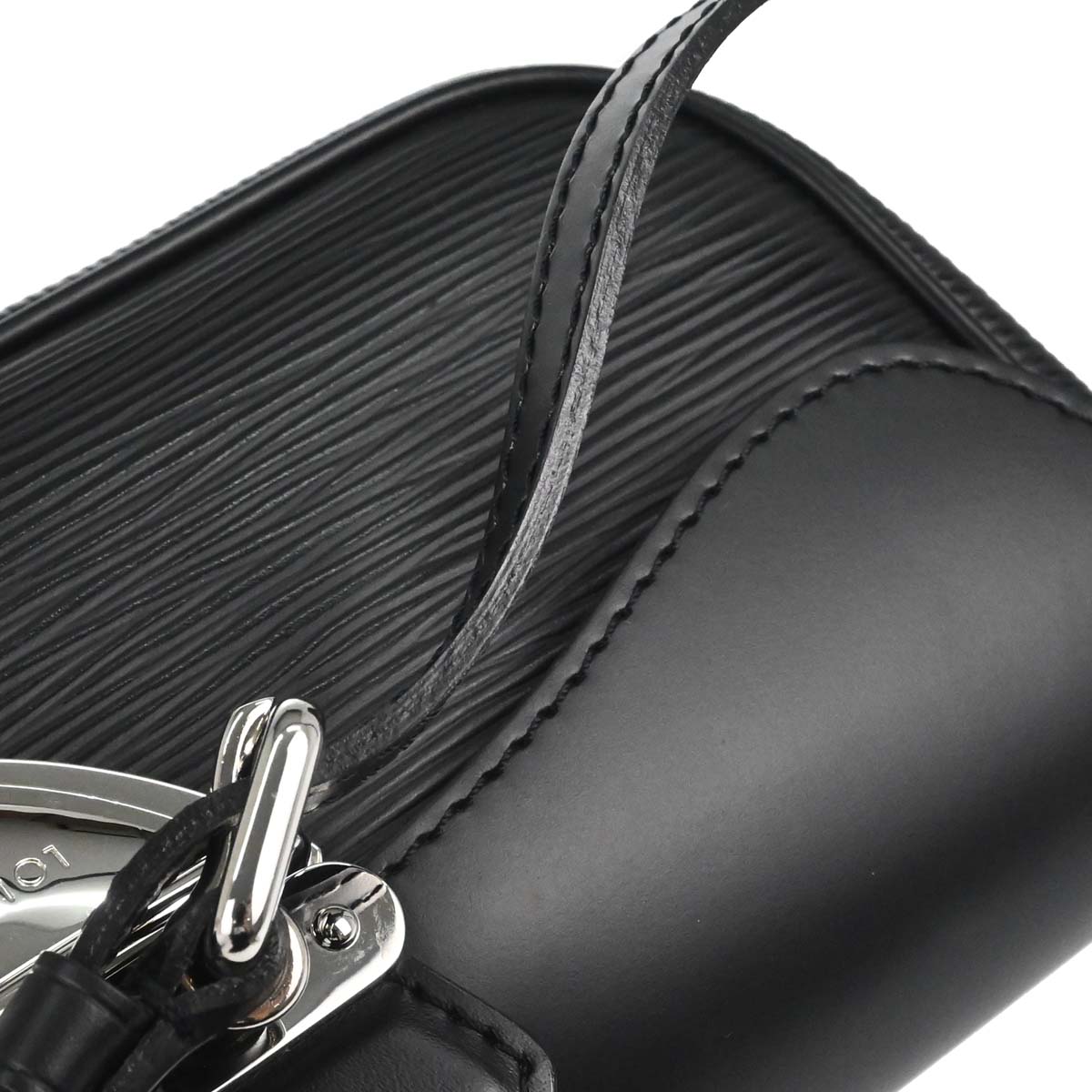 Louis Vuitton Black Epi Pochette Montaigne Handbag M59292