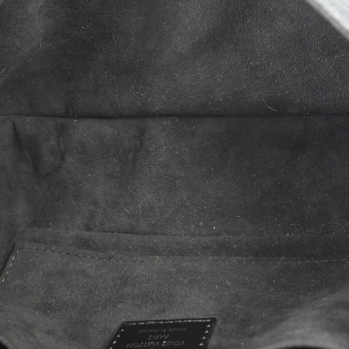 Louis Vuitton Black Epi Pochette Montaigne Handbag M59292