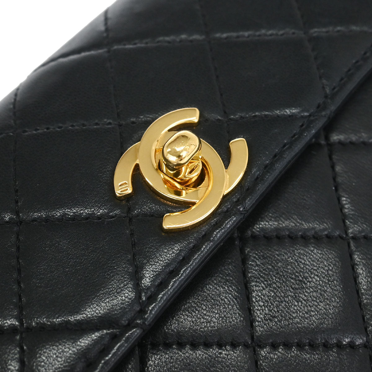 Chanel 1989-1991 Black Lambskin Straight Flap Shoulder Bag