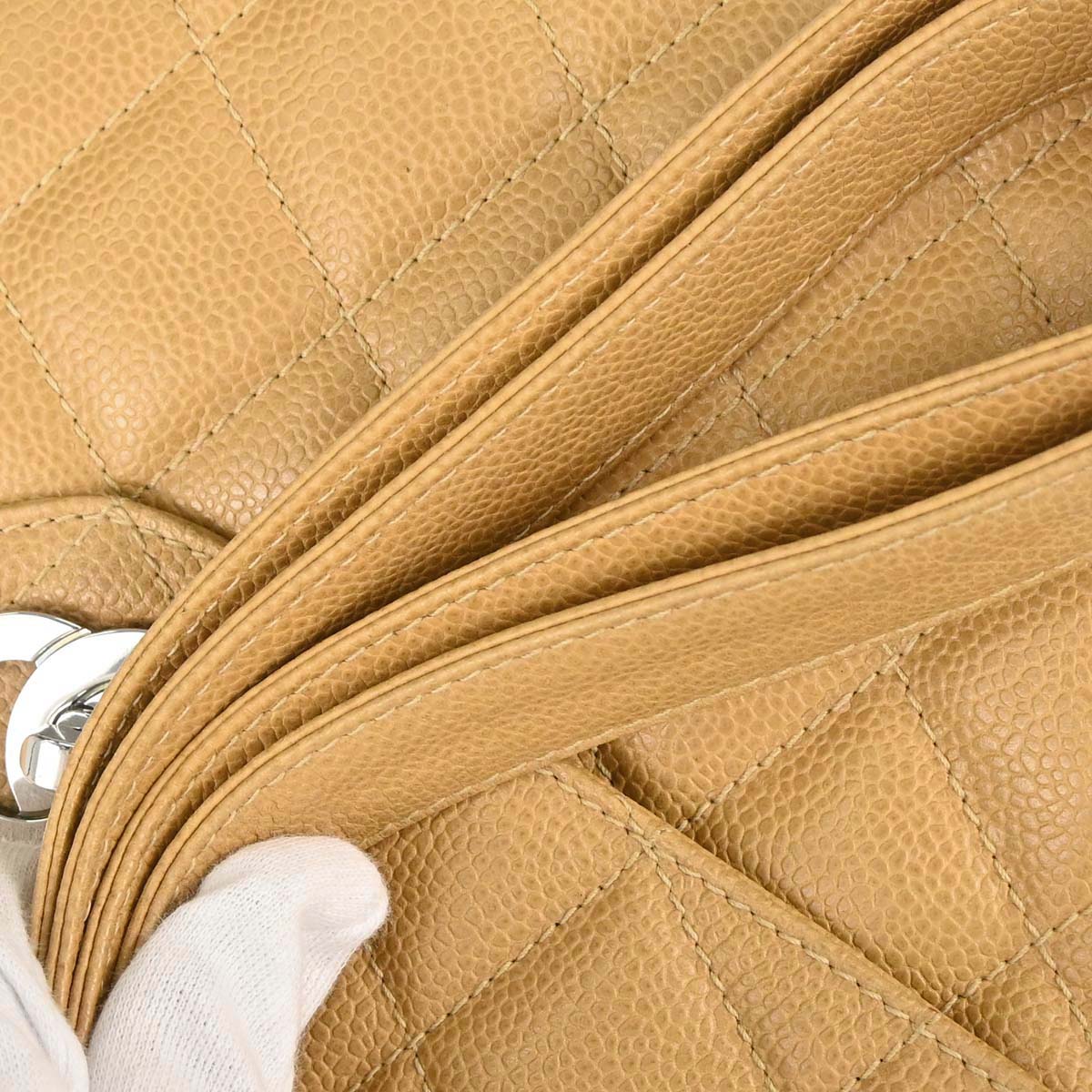 Chanel 1996-1997 Beige Caviar Skin Tote Shoulder Bag