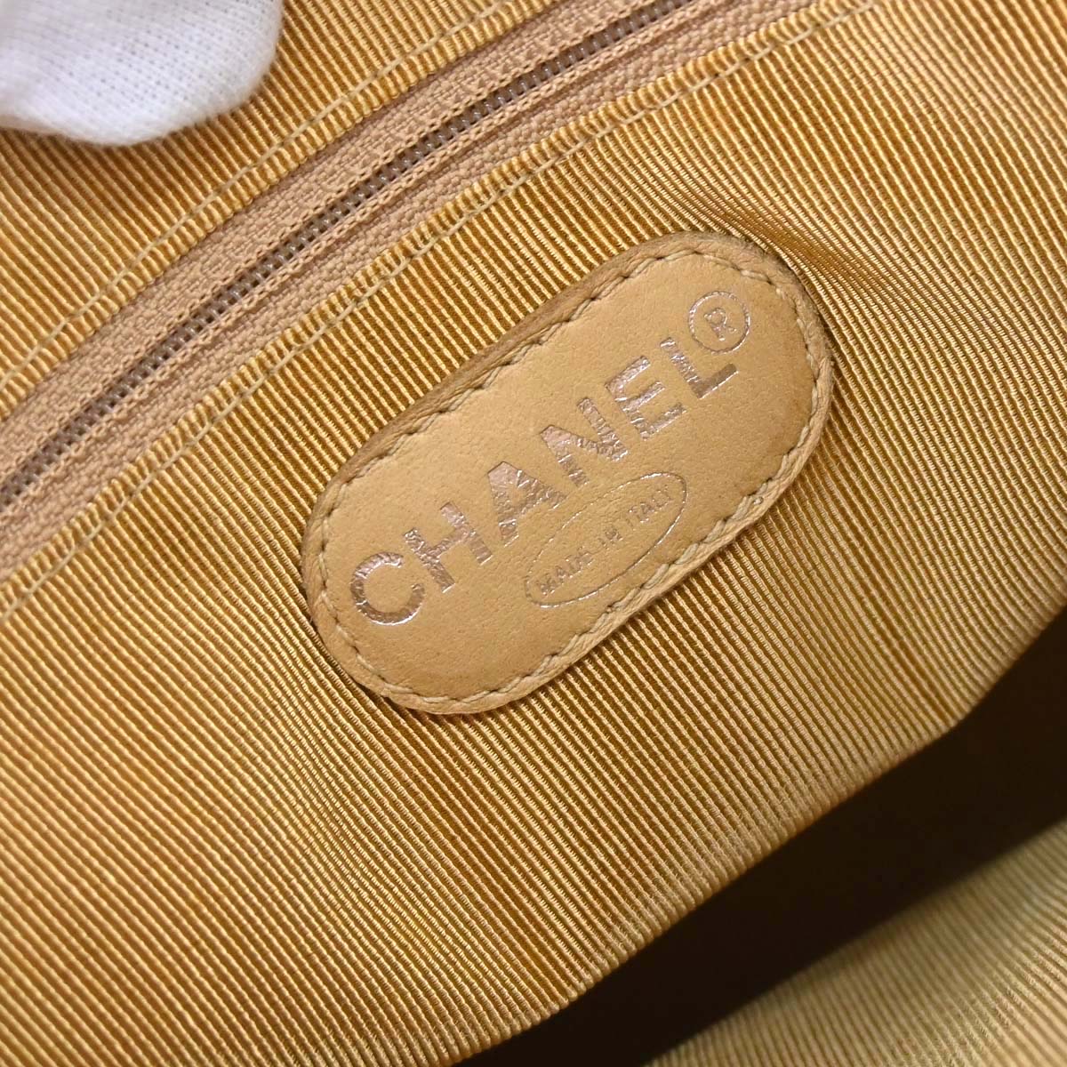 Chanel 1996-1997 Beige Caviar Skin Tote Shoulder Bag