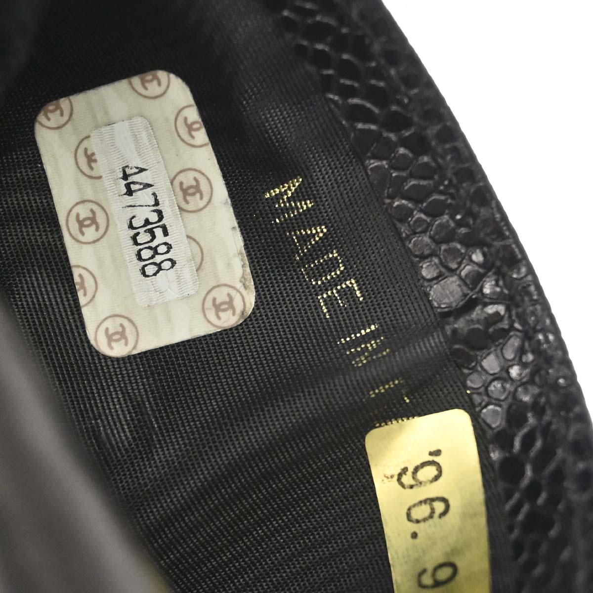 Chanel 1996-1997 Black Caviar Skin Chain Shoulder Bag Pochette Phone Case