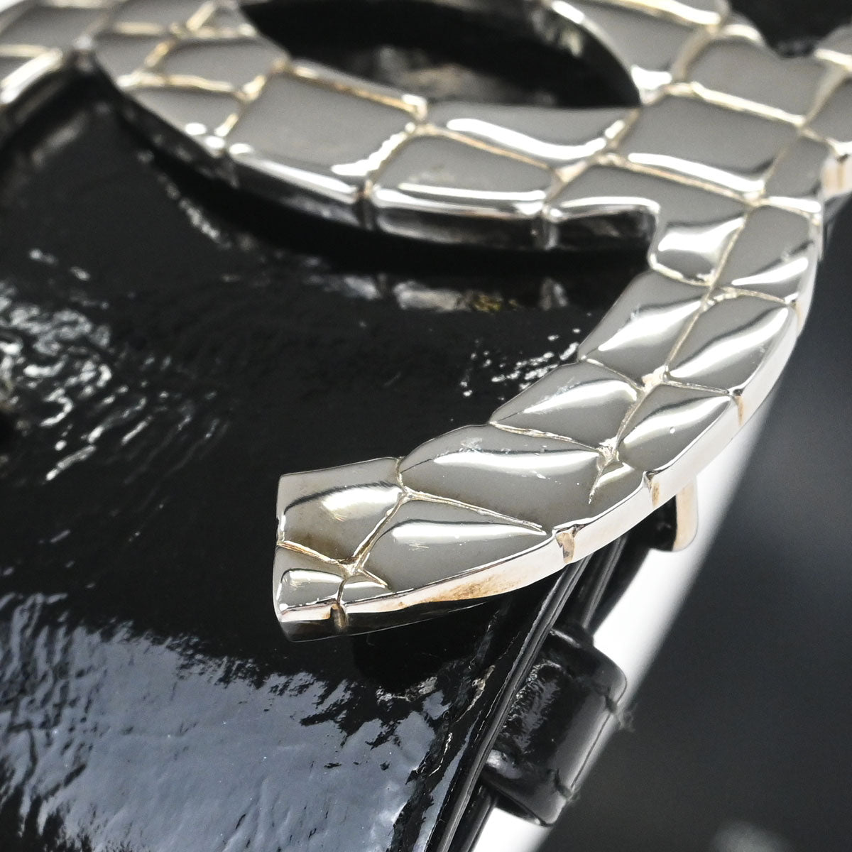 Chanel CC Belt Black Silver Patent Leather #75/30 Small Good
