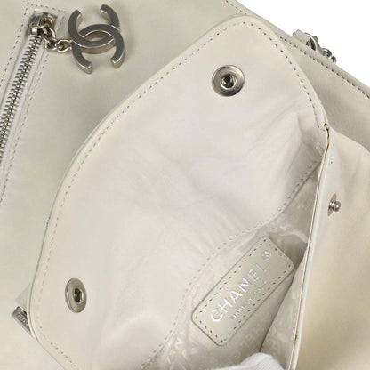Chanel 2003-2004 White Lambskin Jacket Bag Body Bag