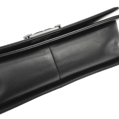 Boy Chanel Black Calfskin Chevron Medium Shoulder Bag