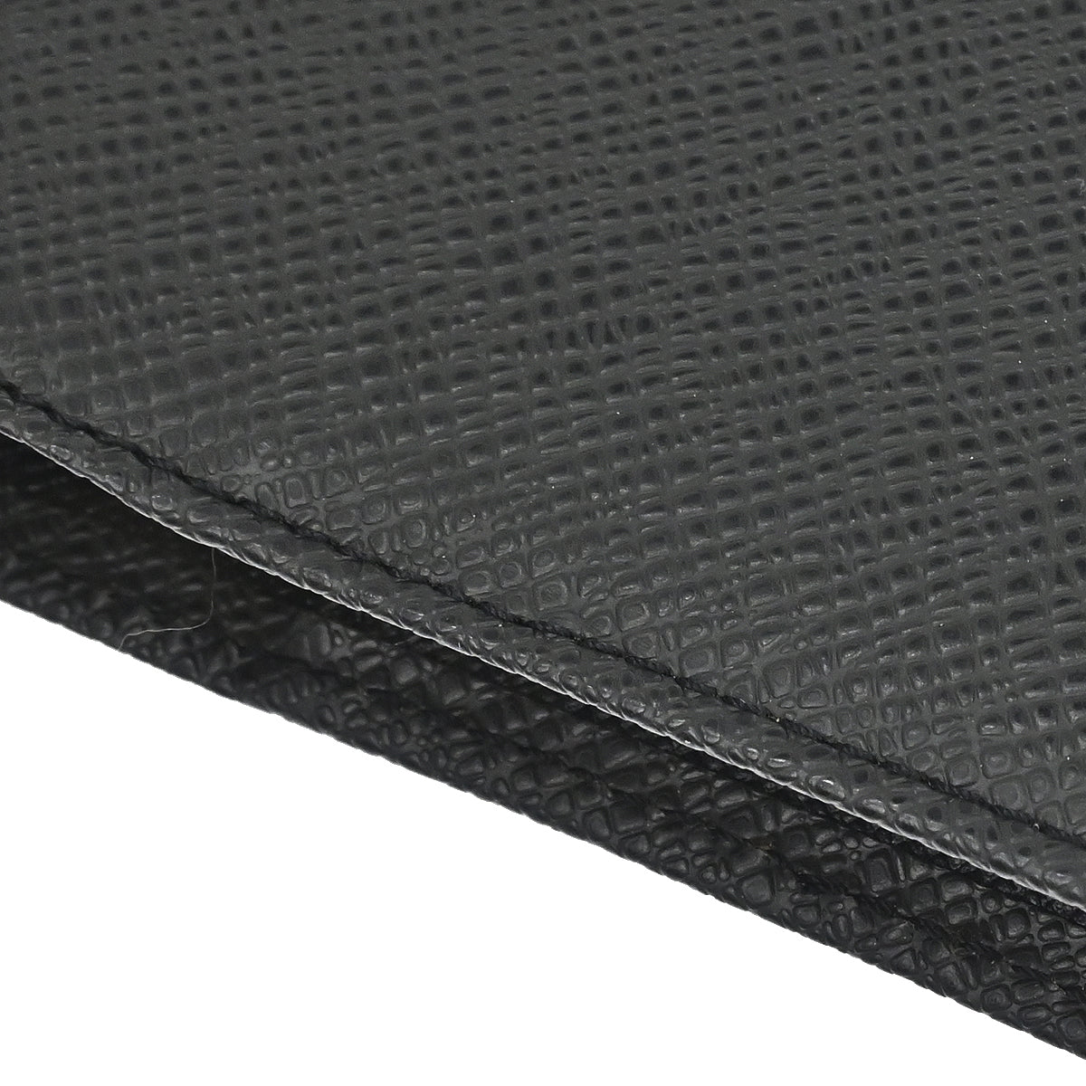 Louis Vuitton Black Taiga Agenda PM Notebook Cover R20426