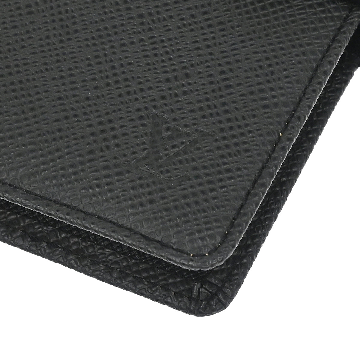 Louis Vuitton Black Taiga Agenda PM Notebook Cover R20426