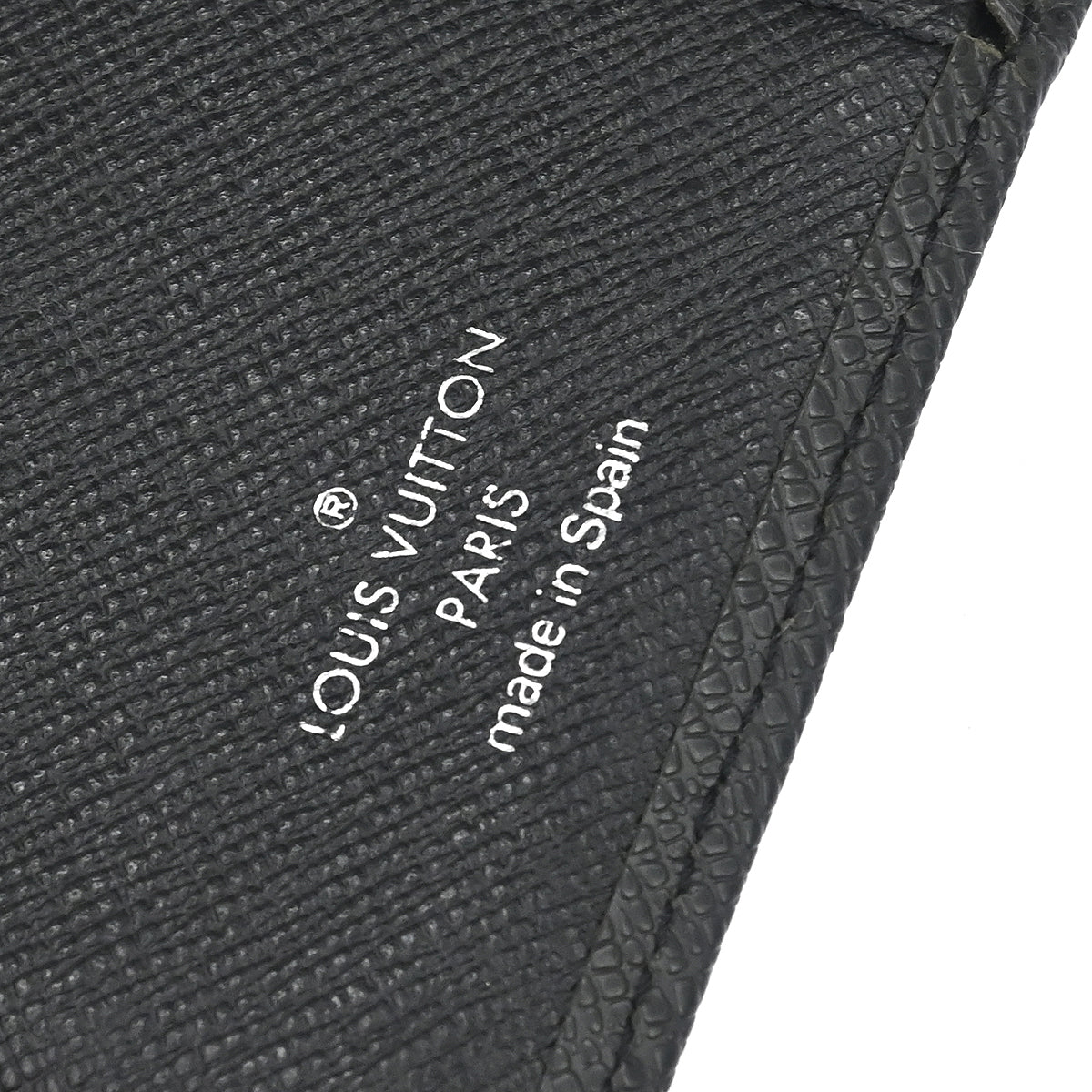 Louis Vuitton Black Taiga Agenda PM Notebook Cover R20426