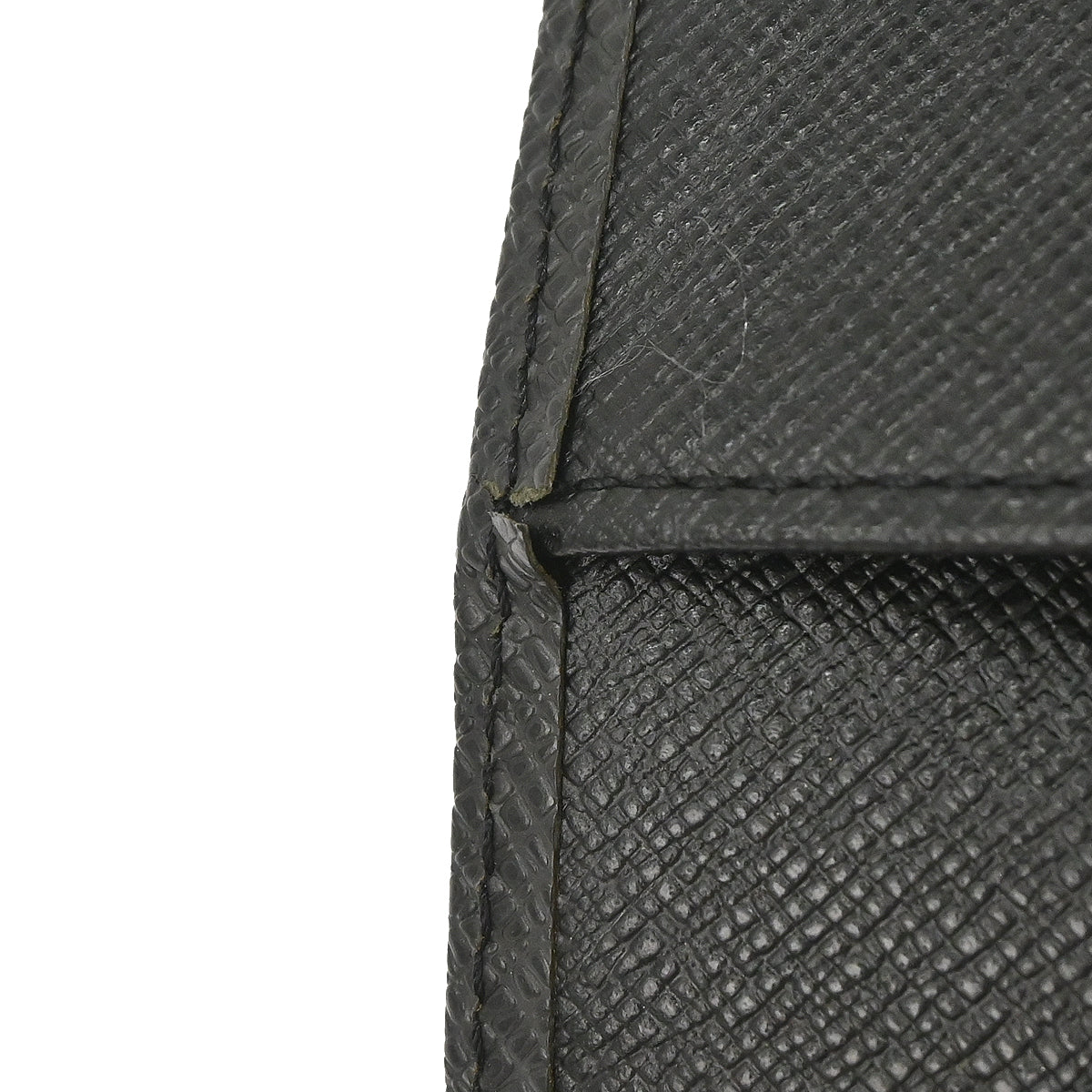 Louis Vuitton Black Taiga Agenda PM Notebook Cover R20426