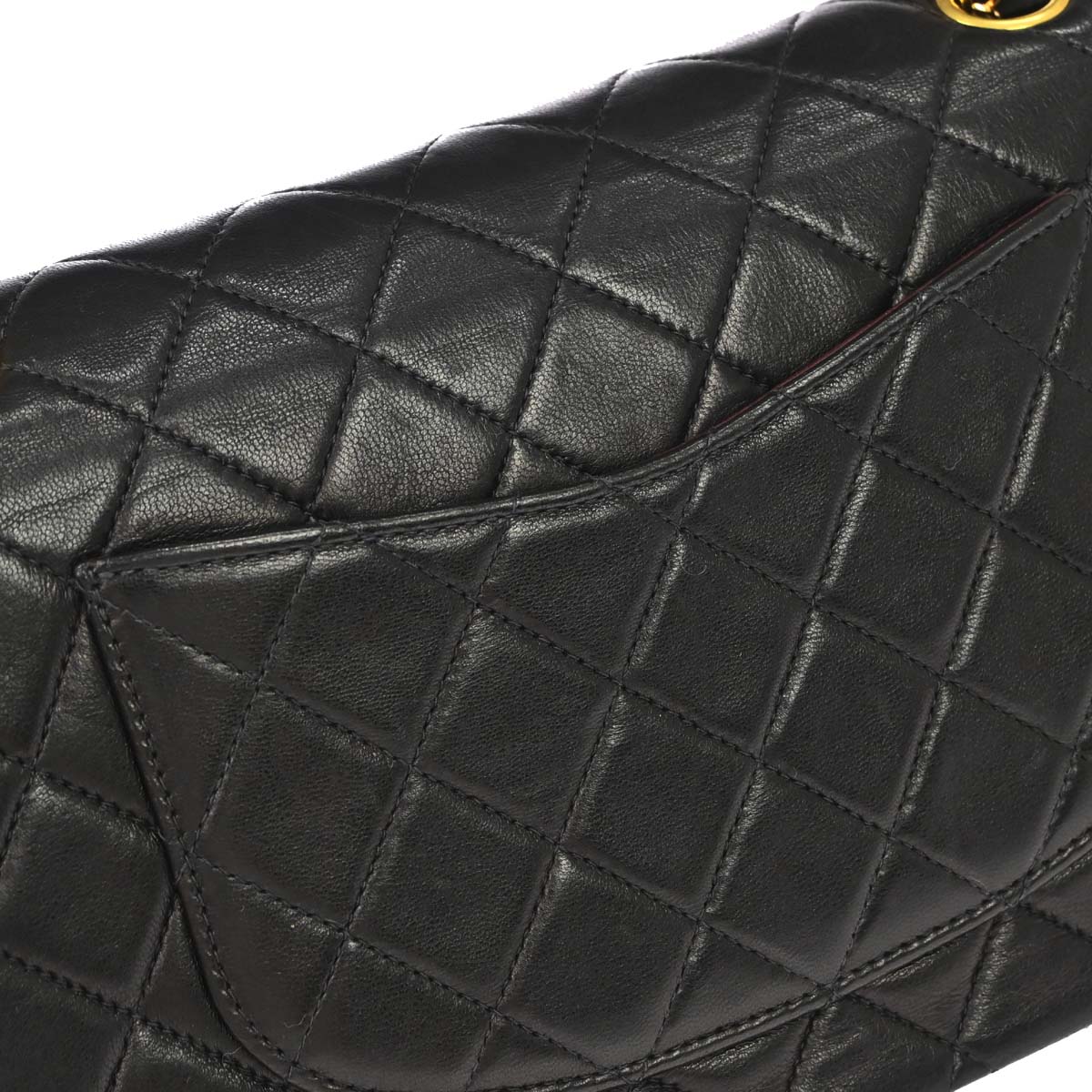 Chanel 2000-2002 Black Lambskin Medium Classic Double Flap Shoulder Bag