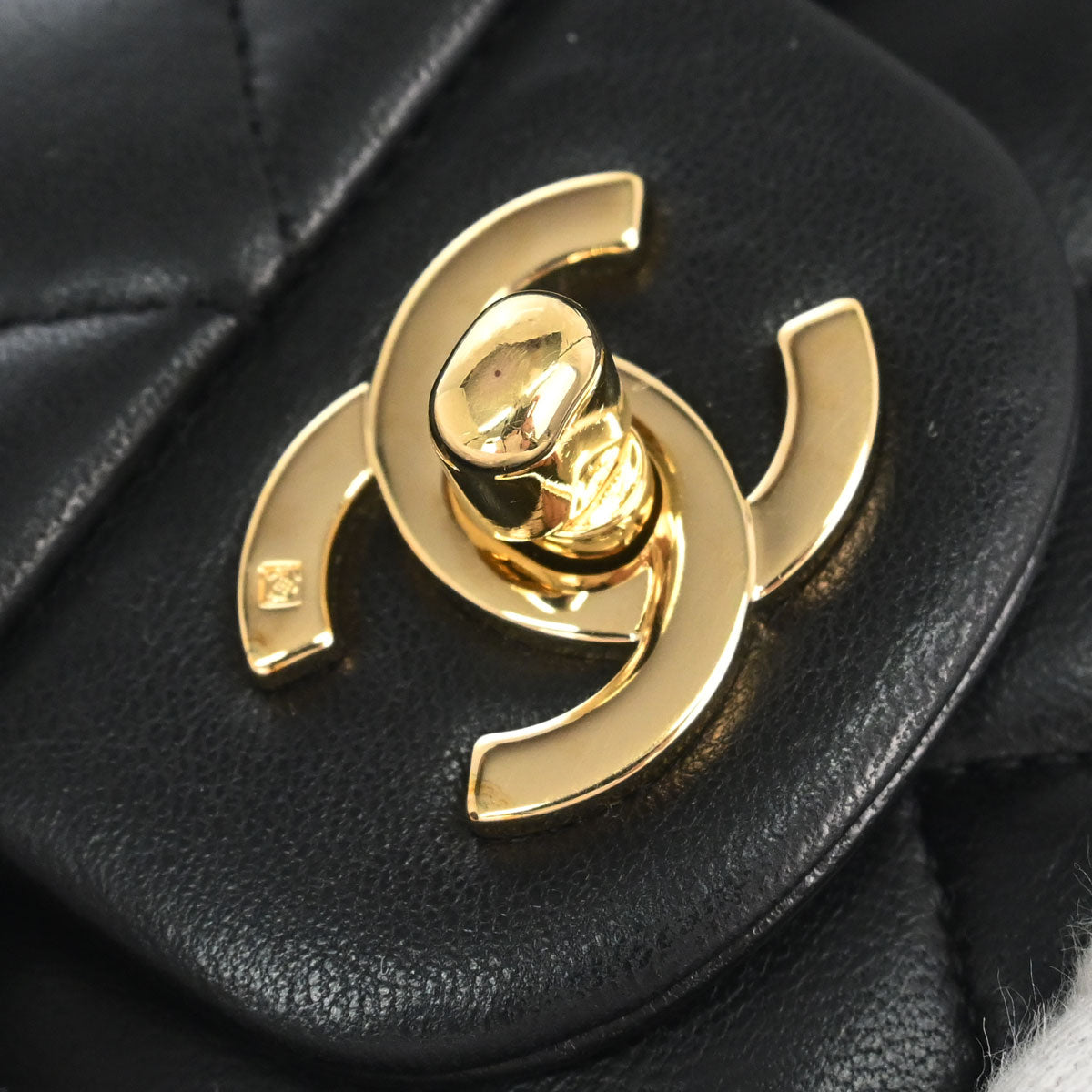 Chanel Black Lambskin Medium Classic Double Flap Shoulder Bag