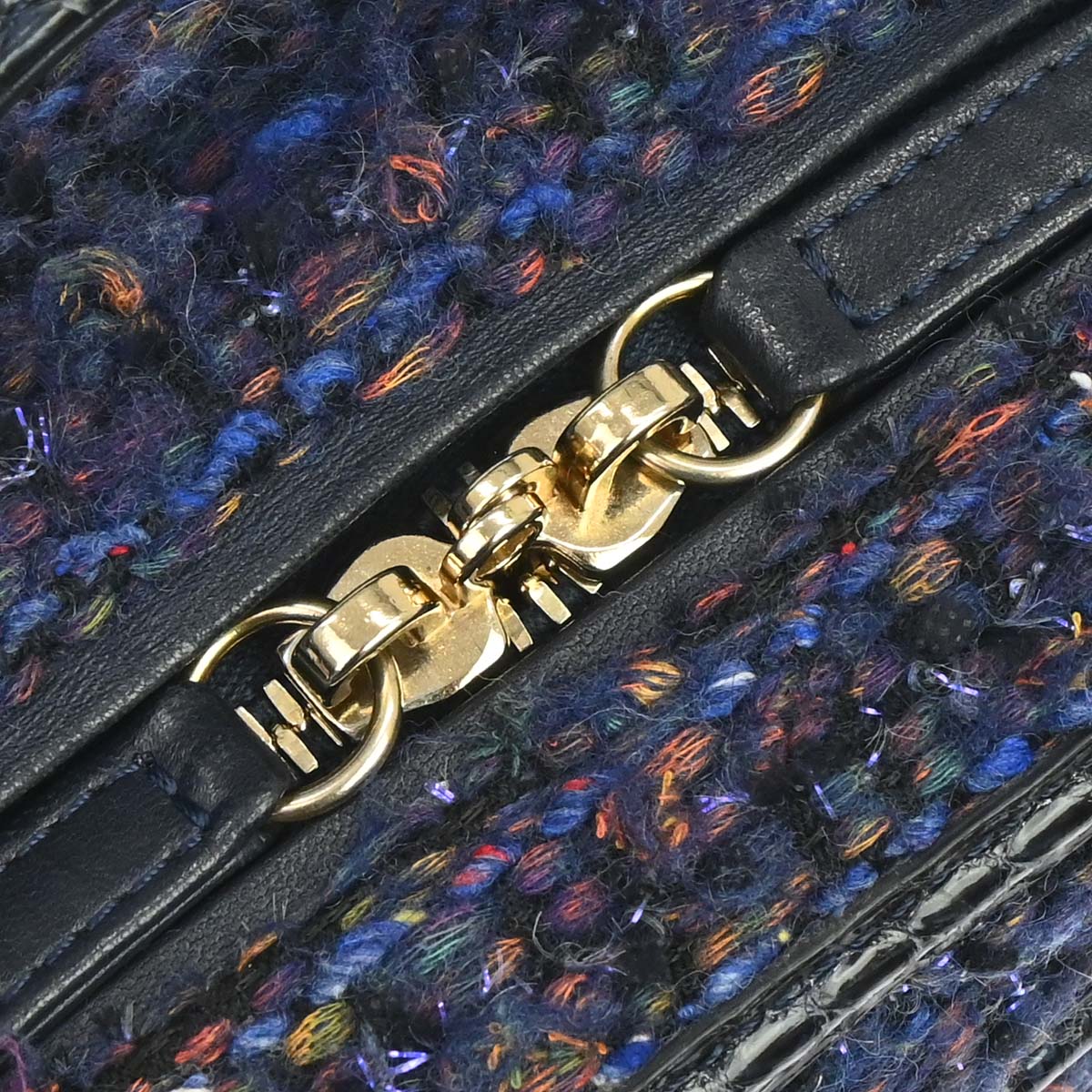 Chanel * 2018-2019 Navy Black Tweed Python Filigree 2way Shoulder Vanity Handbag