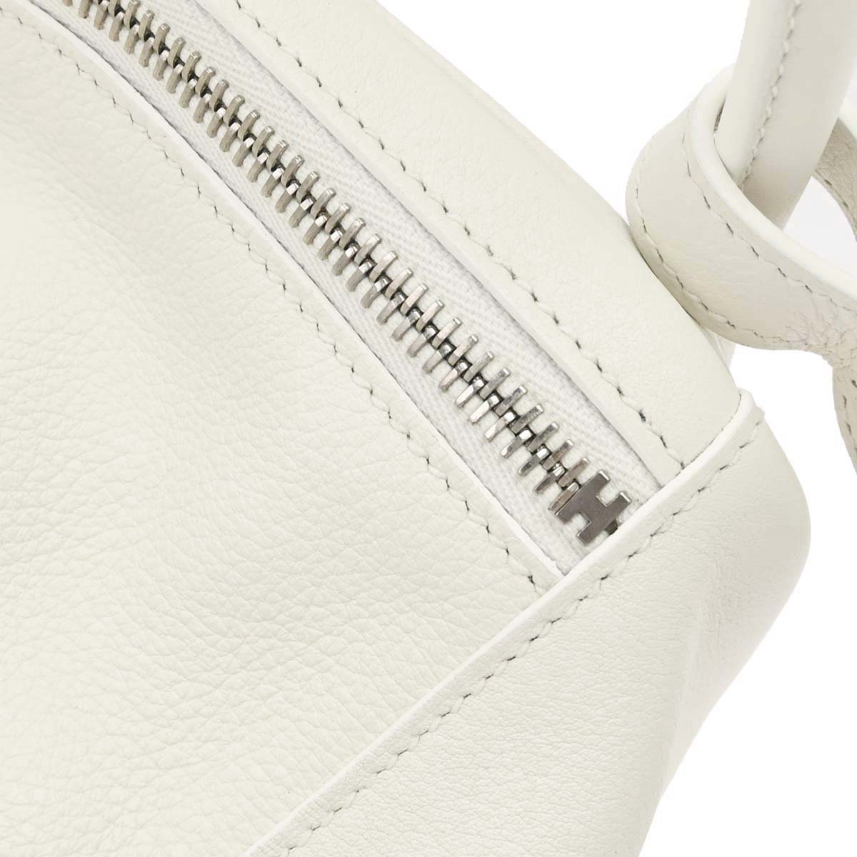 Hermes White Evercolor Lindy 30 Shoulder Bag