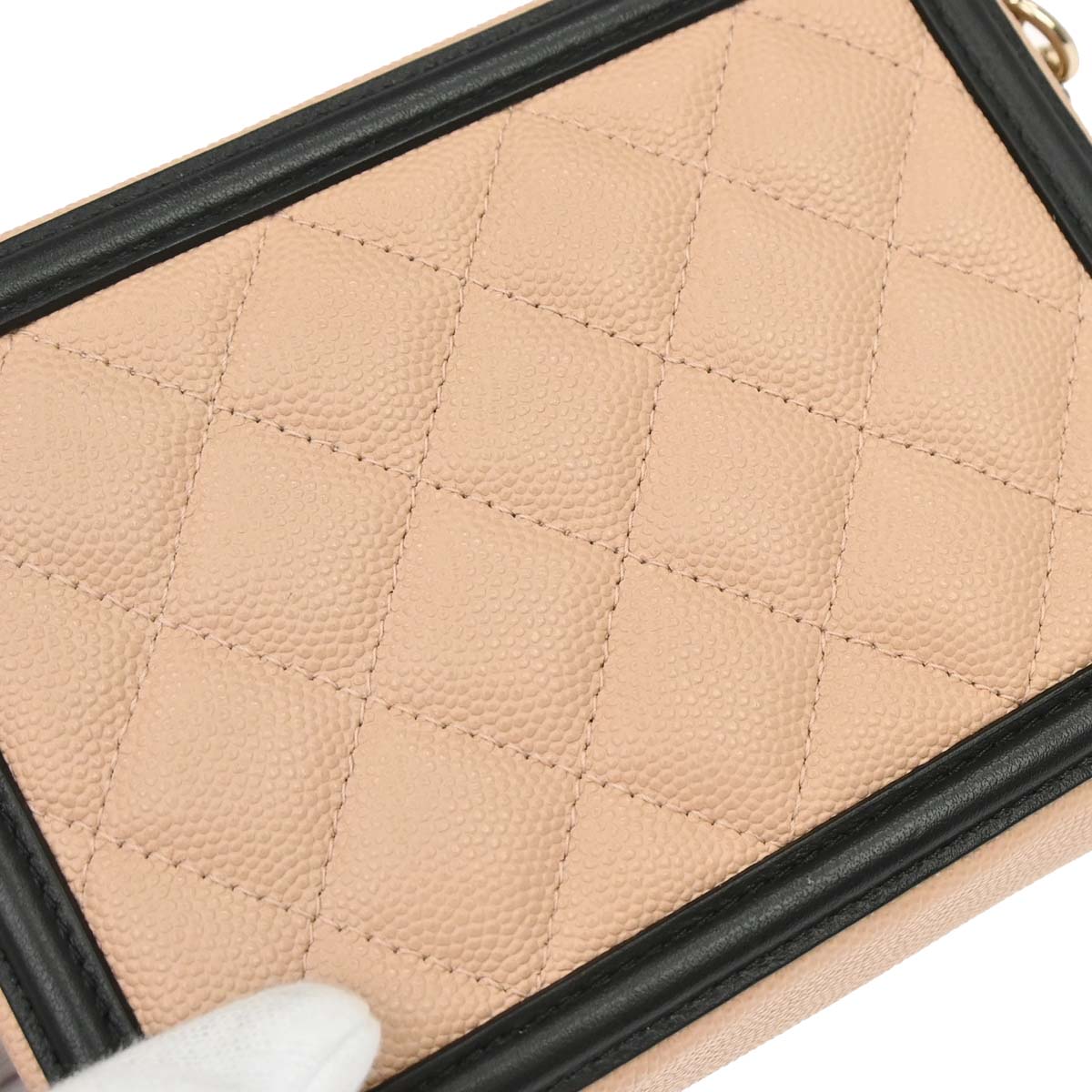 Chanel 2019 Beige Calfskin Filigree Vanity Shoulder Bag