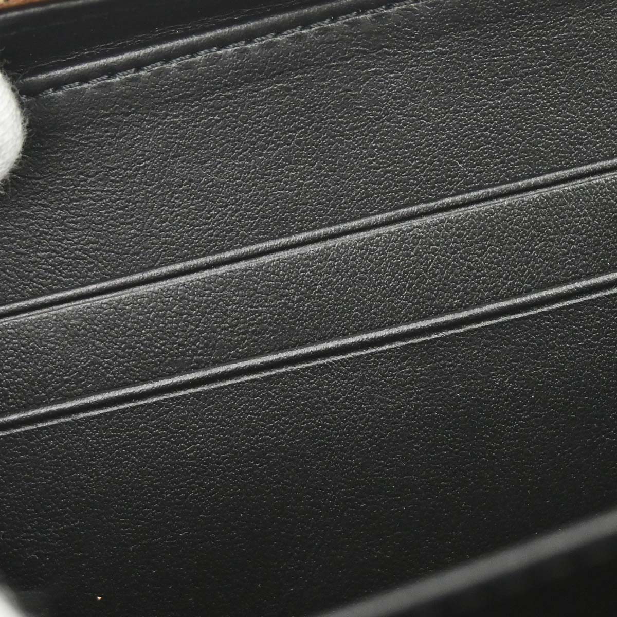 Chanel 2019 Beige Calfskin Filigree Vanity Shoulder Bag