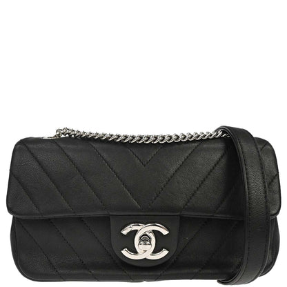 Chanel 2017-2018 Black Calfskin Chevron Shoulder Bag