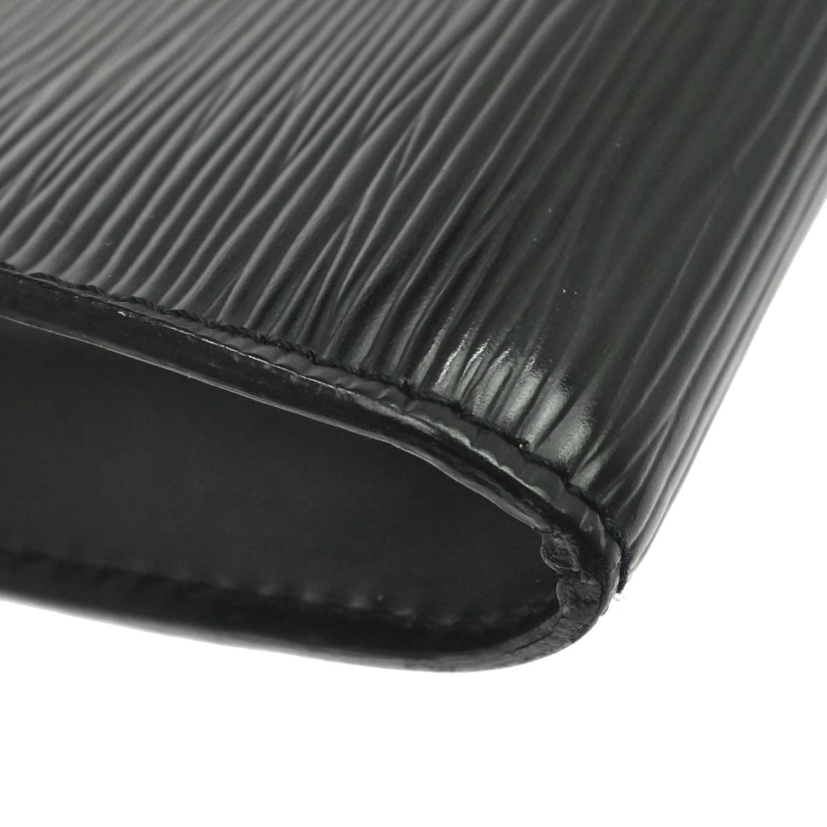 Louis Vuitton Black Epi Pochette Accessoires 24 Handbag M52952