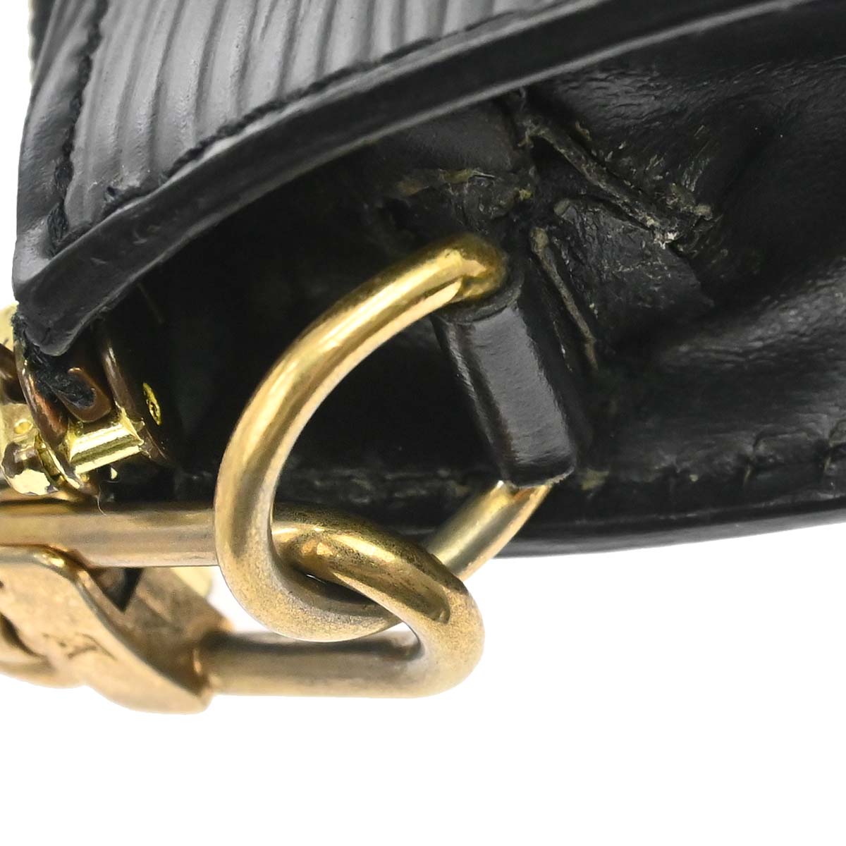 Louis Vuitton Black Epi Pochette Accessoires 24 Handbag M52952