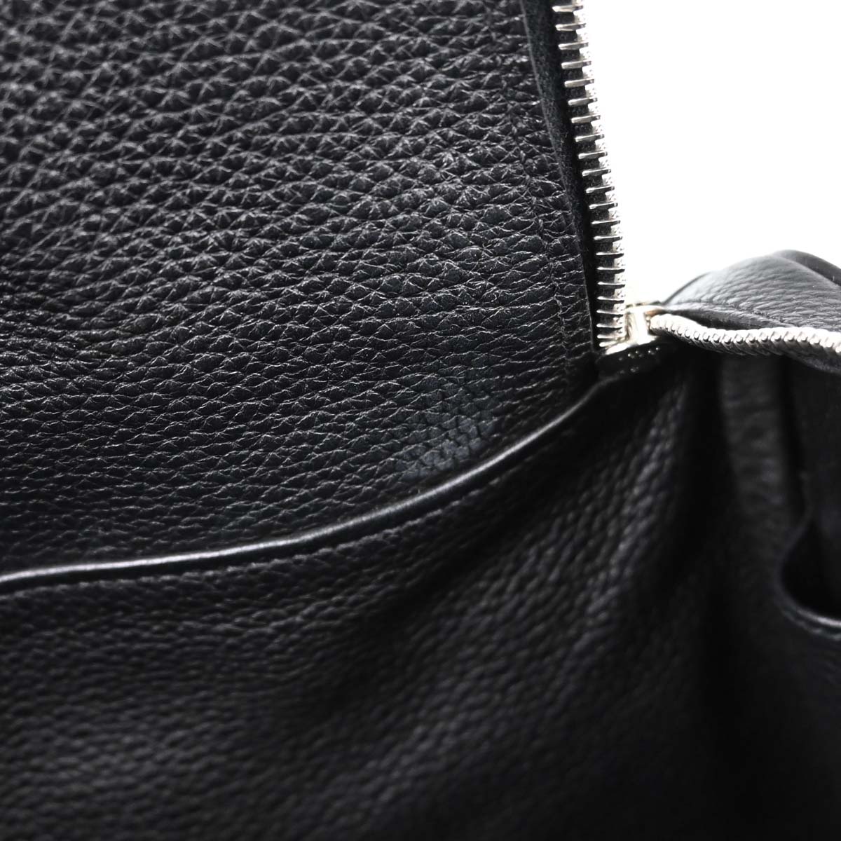 Hermes Black Taurillon Clemence Lindy 30 Shoulder Bag