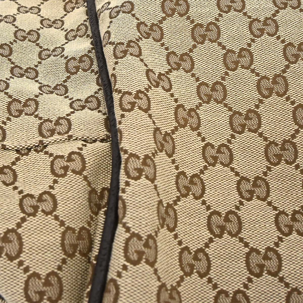 Gucci Beige Canvas GG Sherry Line Duffle Handbag