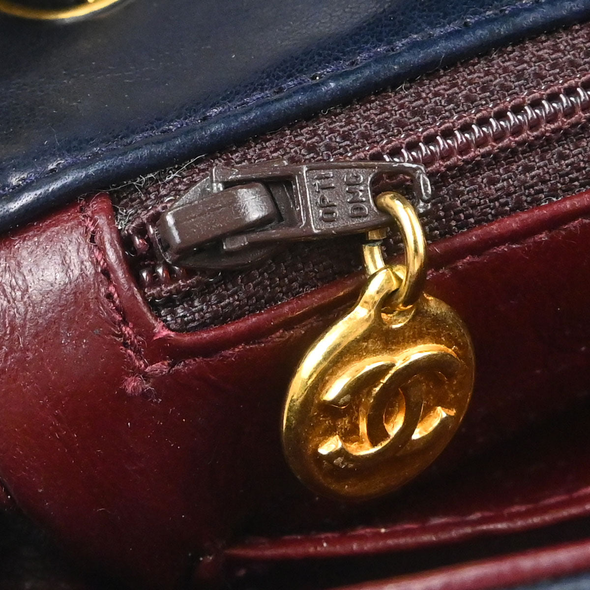 Chanel 1989-1991 Navy Lambskin Mini Classic Square Flap Shoulder Bag 17