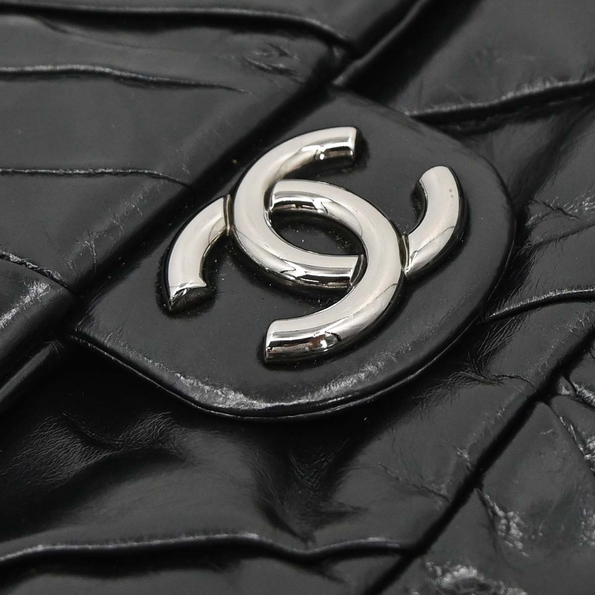 Chanel Black Glazed Calfskin Twisted Flap Shoulder Bag