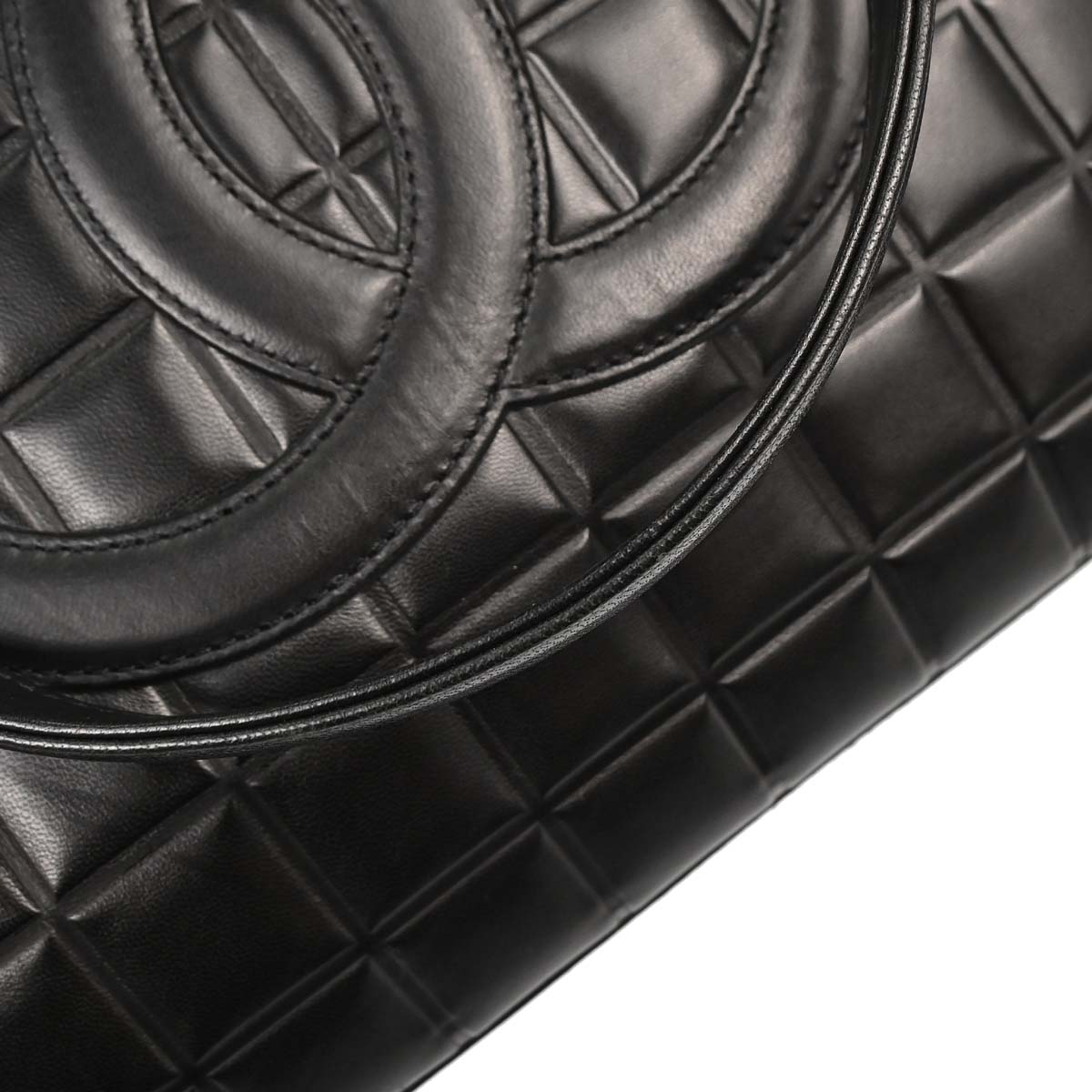 Chanel 2002-2003 Black Lambskin Choco Bar Tote Handbag