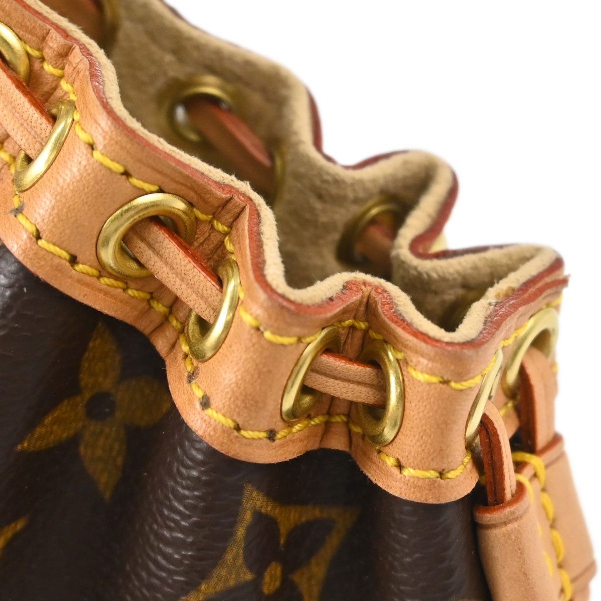 Louis Vuitton Monogram Theda PM Handbag M92399