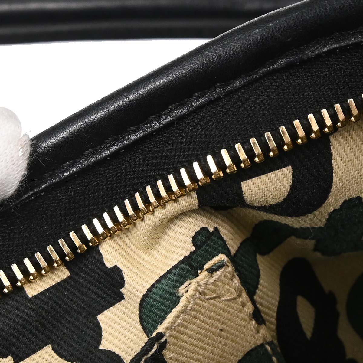 Gucci Black Guccissima Abbey D-ring Handbag