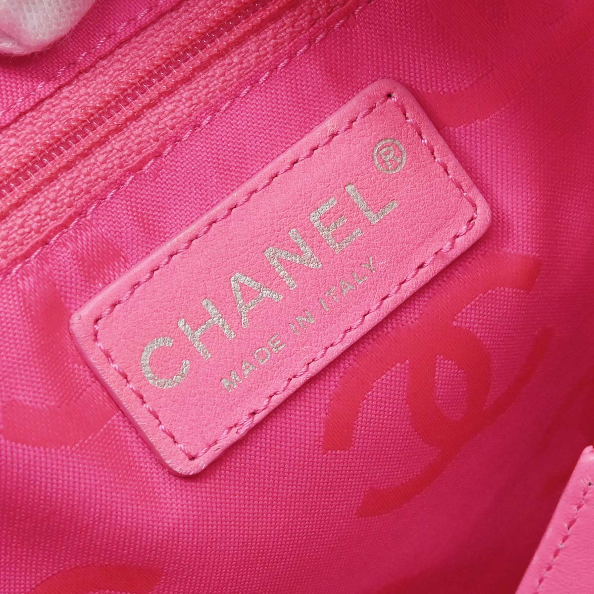 Chanel 2005-2006 Black Calfskin Cambon Ligne Tote Handbag