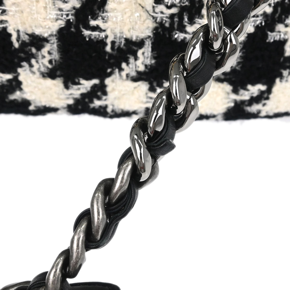 Chanel Black White Tweed Houndstooth Dix-neuf 19 Flap 2way Shoulder Handbag