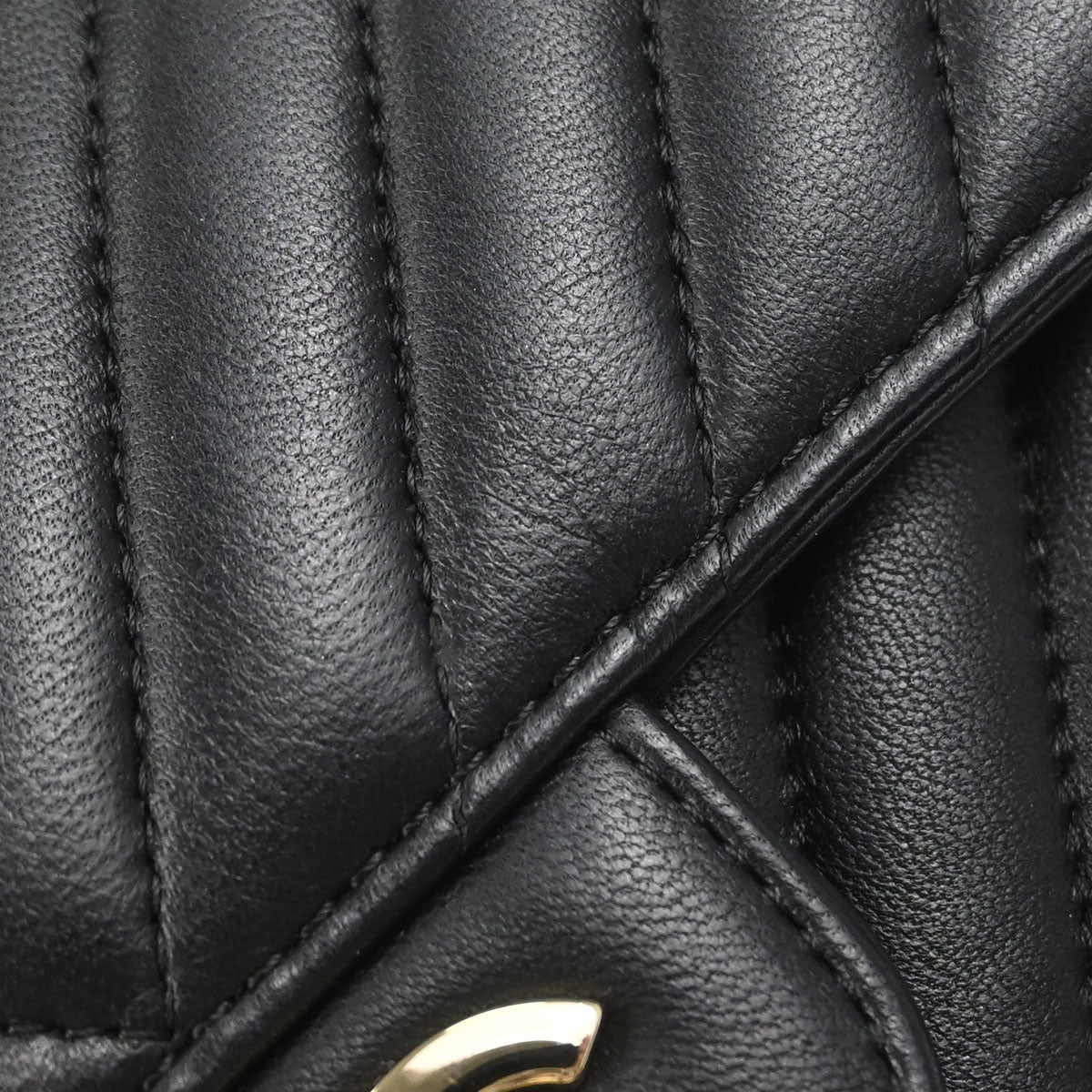 Chanel Black Lambskin Chevron Single Flap Shoulder Bag
